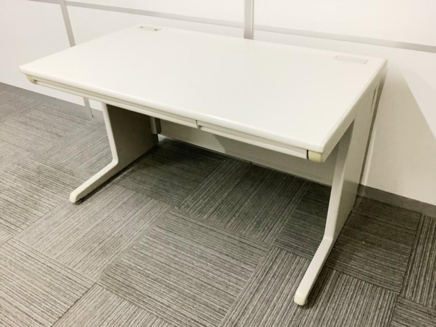 オカムラ製の定番デスク！SDデスクが入荷！シンプル＆高品質！
                        SDシリーズ
                                    中古
            