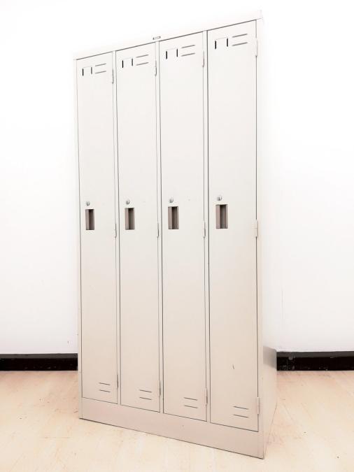 【急な増員に！】一台からでもOK！お持ち帰りもできます！コクヨ製4人用ロッカー！
                        LKロッカー
                                    中古
            