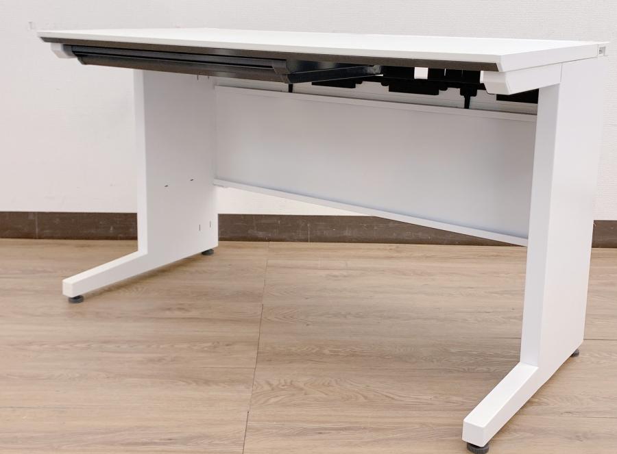 【3台入荷】【奥行注意600mm】まっしろホワイト（引出ブラック）大人気デスクシリーズIS（アイエス）平机※引出付き仕様◆コクヨ製【RP】
                        iSシリーズ
                                    中古
            