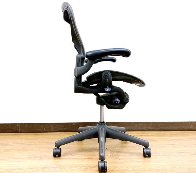 中古】アーロンチェア Herman Miller/ハーマンミラー 肘付ハイバックチェア 398946 - 中古オフィス家具ならオフィスバスターズ