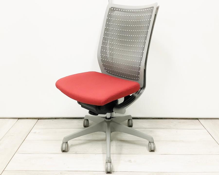 大人気／定番　◆Okamura／オカムラ　◆Visconte／ヴィスコンテ ※横浜本店撮影画像※
                        ヴィスコンテチェア
                                    中古
            