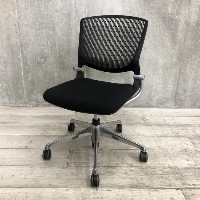 クッション性の良さが人気！オカムラ製　グラータチェア　昇降機能タイプ
                        グラータチェア
                                    中古
            