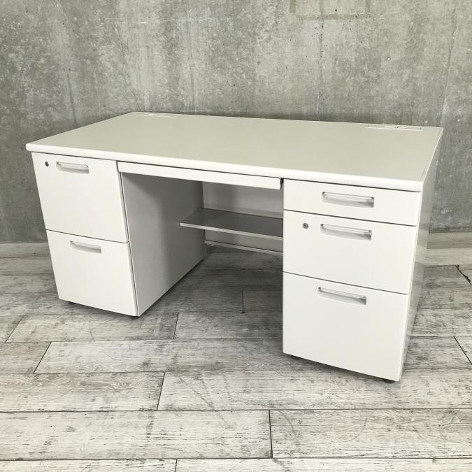 【Aランク！】拠点開設や起業におすすめの幅広デスク！コクヨ（KOKUYO）BSシリーズ　両袖机　■色：ニューグレー　幅1400㎜　
                        新BSシリーズ
                                    中古
            