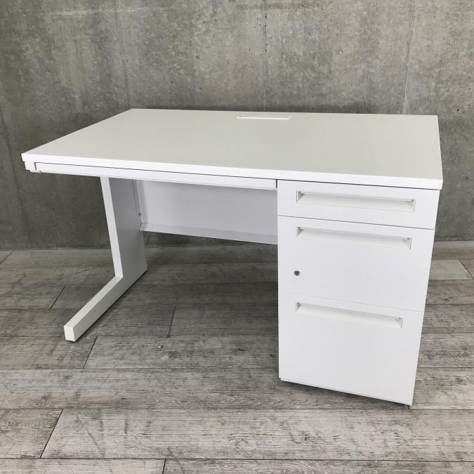 A4ファイルも収納可能！W1200の片袖机を入荷！人気のホワイトカラー！【ウチダ　スエカナ】
                        スカエナ
                                    中古
            