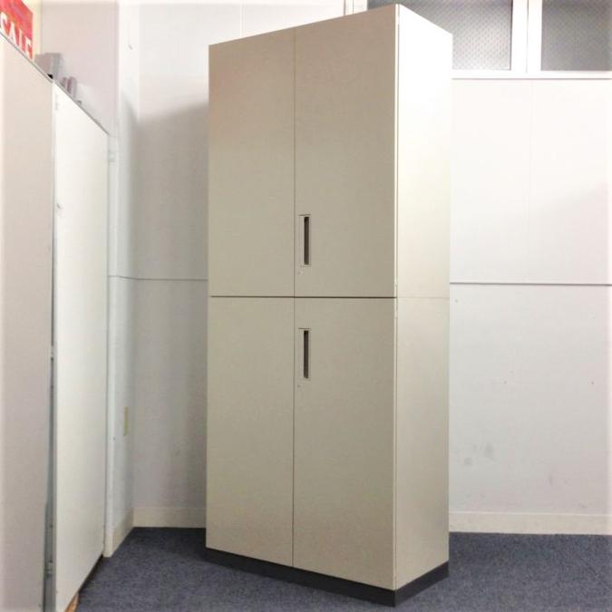 【ファイル書類をスッキリ整理！】■コクヨ製　上下両開き書庫セット　■エディアシリーズ　ナチュラルグレー【良い品がお買い得！お値下げ品】
                        エディア
                                    中古
            