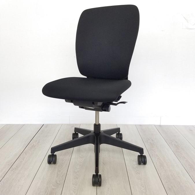 【オフィスチェア】｜事務椅子｜取っ手つき定番チェア！　イトーキ/トルテ　ハイバック肘無
                        フルゴ
                                    中古
            