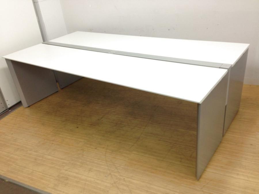 現品あります　4様推奨フリー アドレスデスク　コクヨ　ワークヴィスタ　W2400×D1400 　ホワイト天板/シルバー脚
                        ワークヴィスタ
                                    中古
            