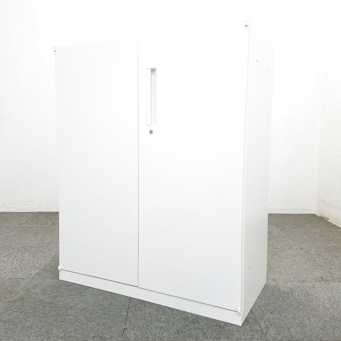 【人気のホワイト色!!】■ウチダ　HSシリーズ　両開き書庫　ホワイト　■使いやすさを追求したスタンダードなデザイン！
                        HSシリーズ
                                    中古
            