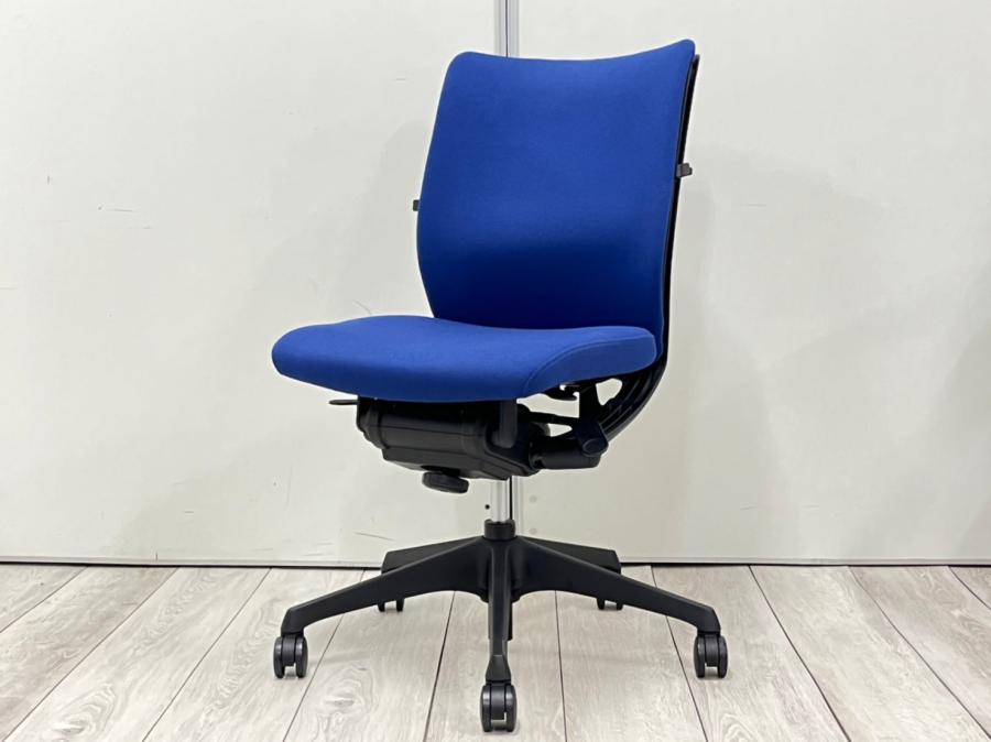 【1脚限定！】座ればわかる快適さ！背面のクッションは外すこともできます！■オカムラ/ヴィスコンテ/ミディアムブルー
                        ヴィスコンテチェア
                                    中古
            