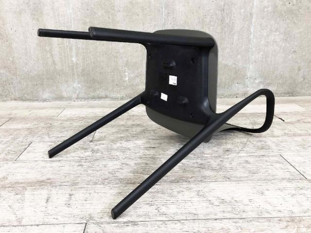 【中古】ベルヴィル チェア vitra/ヴィトラ スタッキングチェア 401395