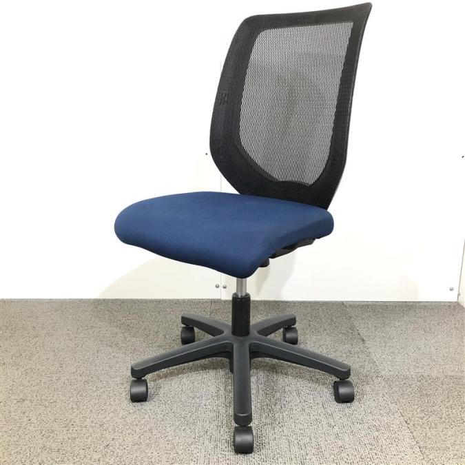 【関西倉庫在庫】【ロット入荷】【事務椅子】【オフィスチェア】背面メッシュで包み込むようなフィット感　弊社使用欄【A00890506】
                        コルト
                                    中古
            