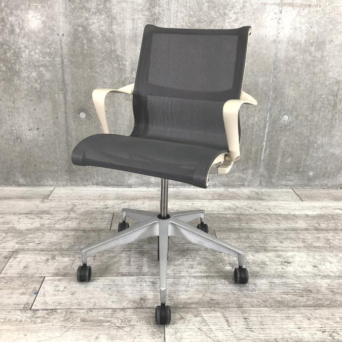 中古】セトゥーチェア Herman Miller/ハーマンミラー 肘付ミドルバック