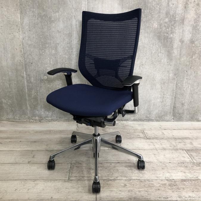 シルフィーも人気、だけどバロンもまだまだ人気！
■オカムラ/バロン/可動肘付/ミディアムブルー　
                        バロンチェア
                                    中古
            