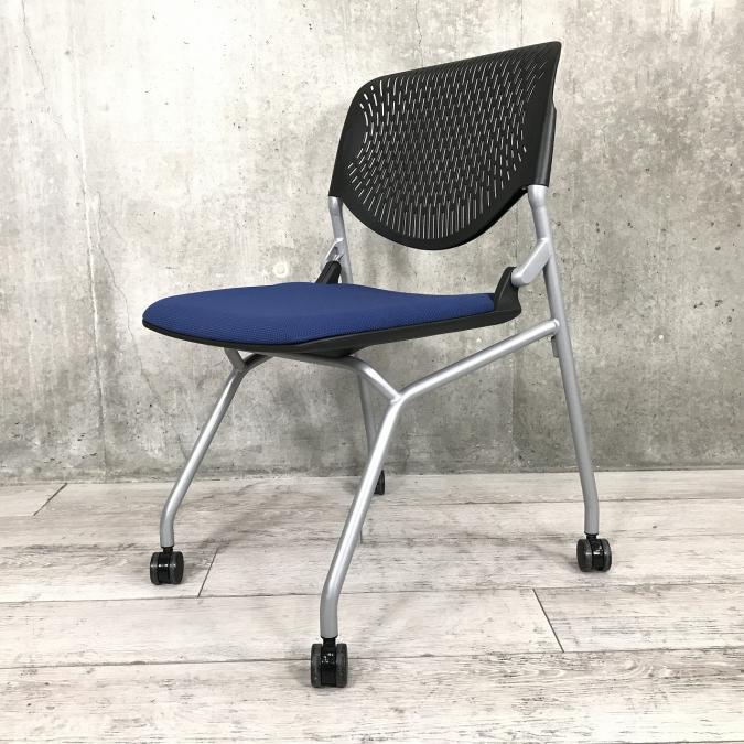 【ロット入荷！】落ち着いたカラーリングが人気！社内会議などにピッタリ！■オカムラ/ルナ/ブルー
                        ルナ
                                    中古
            