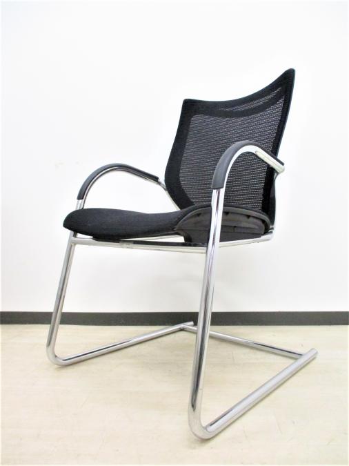 【大人気メッシュチェア】人気のブラック！最高級エルゴノミックメッシュチェアです。[ミーティング][腰痛　おすすめ]
応接、来客、商談、会議室などにおすすめです！
                        バロンチェア
                                    中古
            