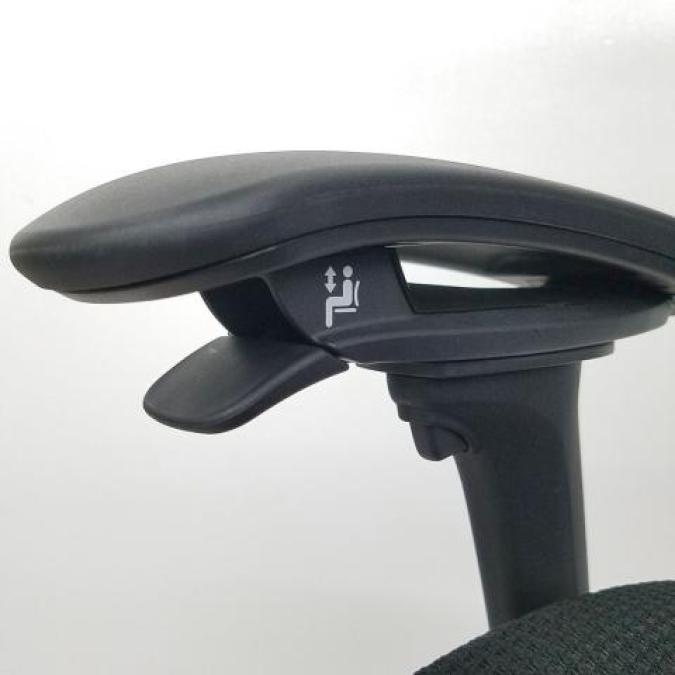 【中古】コンテッサ セコンダ CC82MS FPG1 オカムラ/okamura 肘付ハイバックチェア 403390 - 中古オフィス家具なら ...