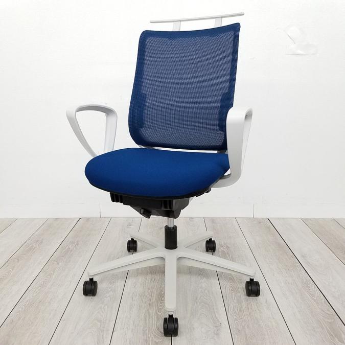 【24脚入荷】人気急上昇！テレワークにお勧めな人気のメッシュチェア入荷！中古　オフィスチェア　メッシュ　高級チェア　コクヨ　ミトラ　Mitra　プルシアンブルー　在宅ワーク
                        ミトラシリーズ
                                    中古
            