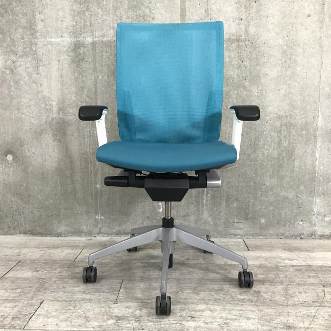 【確かな座り心地でデスクワークをサポート！】■イトーキ製　ヴェントチェア　可動肘付　ストロングブルー　■ワンランク上の快適チェア！【在庫入替】
                        ヴェントチェア
                                    中古
            