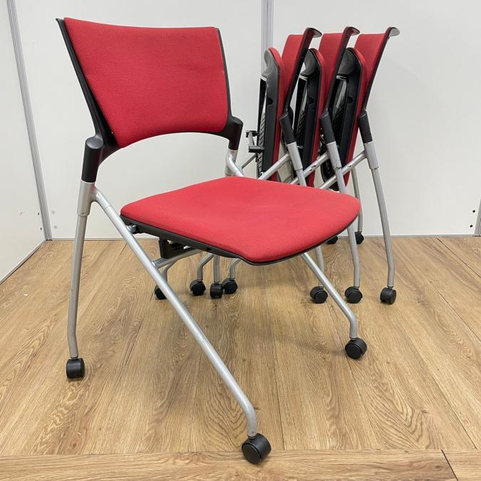 【4脚セット】マスノチェアのセット売り！収納しやすく幅を取らないため便利！【イトーキ　マスノチェア】
                        マノスチェア
                                    中古
            