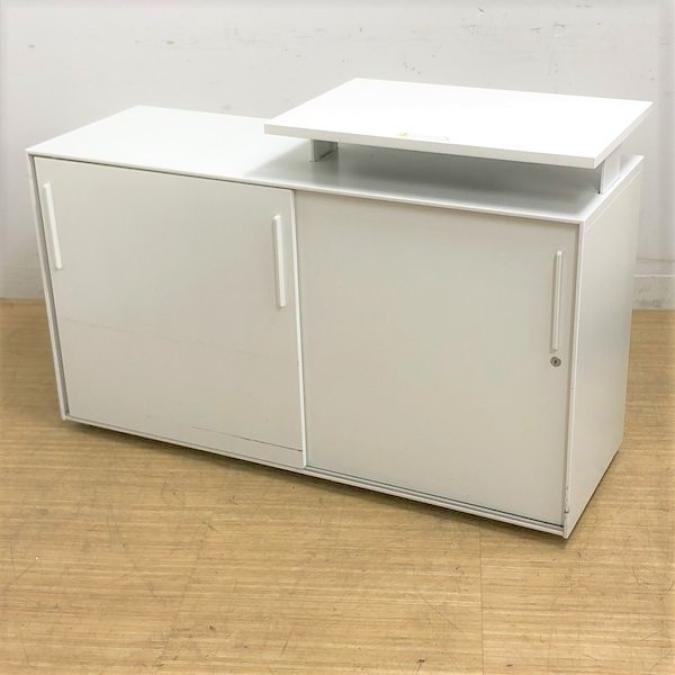 デスクサイド収納　庫内棚板1枚　引き違い戸　L字型デスク仕様に様変わりできます
                        その他シリーズ
                                    中古
            