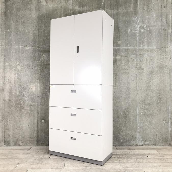 【2セット入荷】【定価約17万円】【両開き書庫と3段ラテラル書庫の書庫セットの入荷です】■イトーキ　シンライン　書庫セット
                        シンライン
                                    中古
            