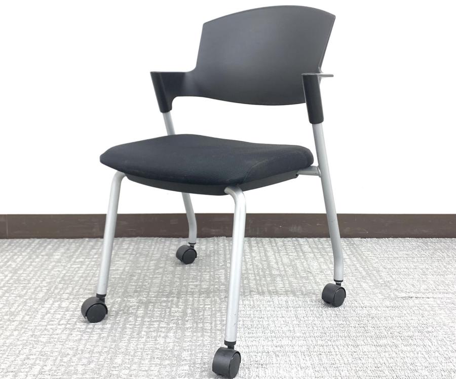 【大量入荷】ミーティングチェア売れ筋No.1 移動ラクラクキャスター付き※背もたれ樹脂タイプ◆コクヨ製【RP】
                        プロッティチェア
                                    中古
            