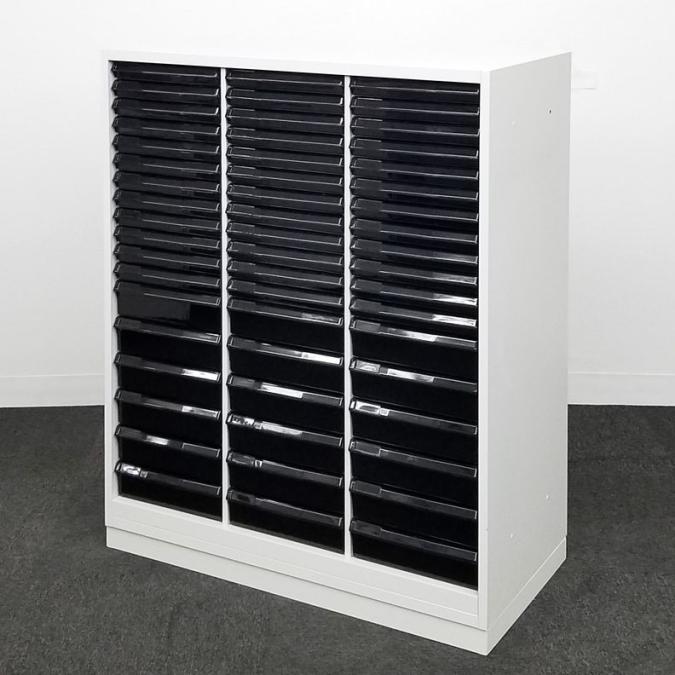 【1台入荷】内田洋行のクリスタルトレーキャビネット入荷！中古　オフィス　クリスタルトレイ　キャビネット　棚　書庫　ホワイト　HS　945　天板無し
                        HSシリーズ
                                    中古
            