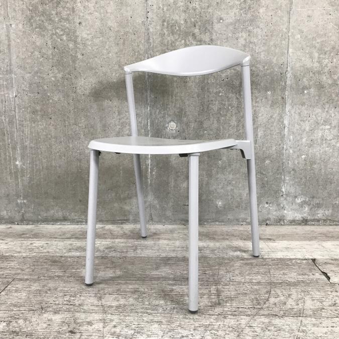 【チェア】さわやかグレー/カフェ調によく似合います【ベース在庫品（5月）】【弊社管理欄：A00880198】※入替セール品20％OFF
                        その他シリーズ
                                    中古
            