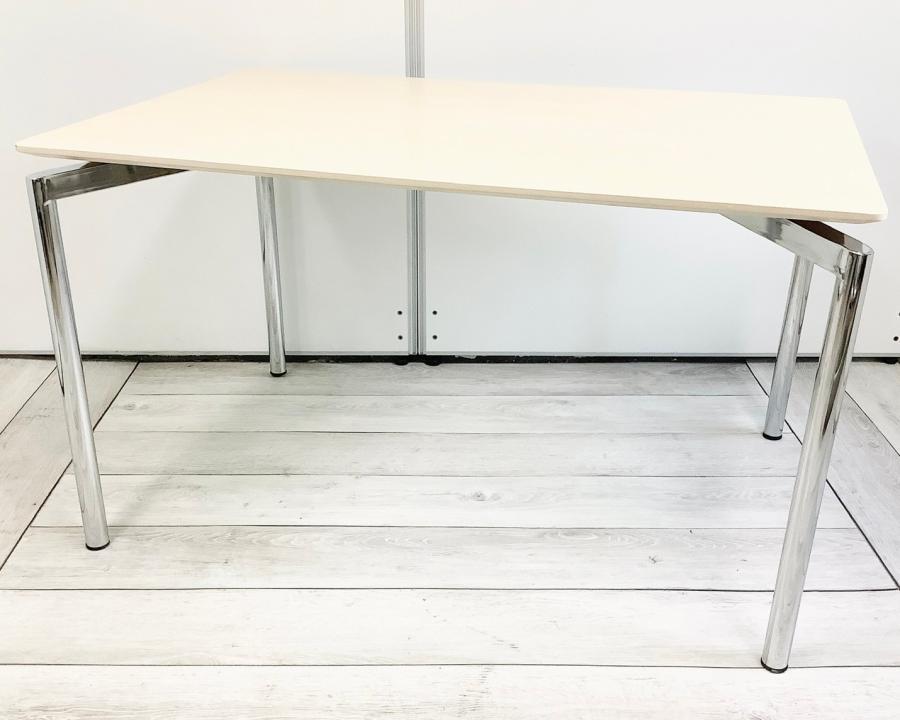 大人気／定番／品質良好　◆内田洋行／UCHIDA　◆エムアール／MR ※横浜本店撮影画像※
                        MR テーブル
                                    中古
            