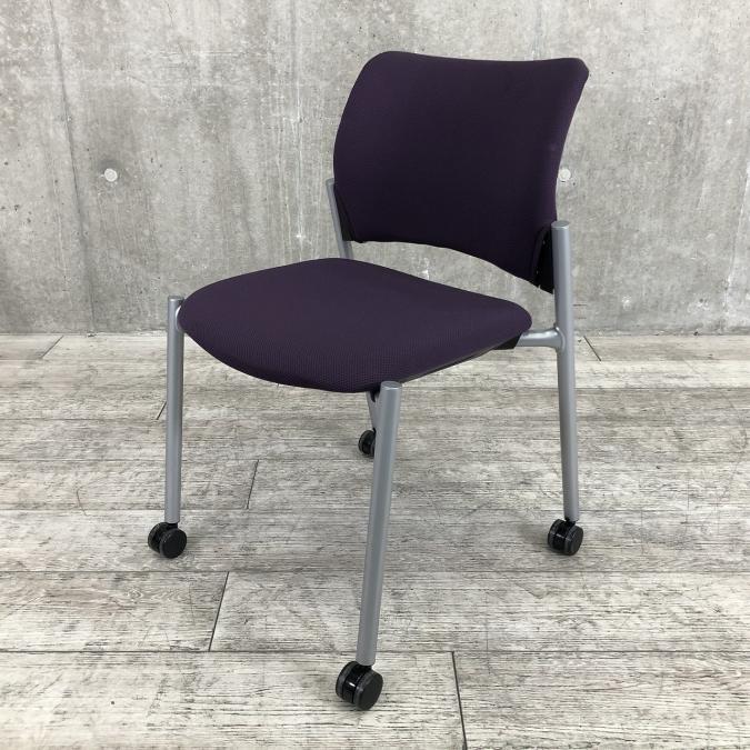 ミーティングにおすすめ！会議用チェアが入荷しました！
                        8147シリーズ
                                    中古
            