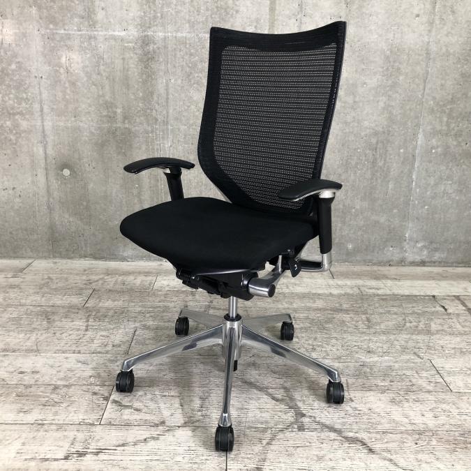 【8脚大量入荷！】大人気高機能チェアが入荷！デザイン性も〇なハイバックチェアです！■オカムラ/バロン/ブラック
                        バロンチェア
                                    中古
            