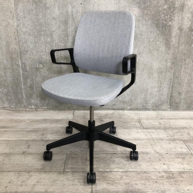 【中古 S(美品)】levi(レヴィチェア)シリーズ KG-526SB-GNT3 中古】レヴィチェア KG-526SB イトーキ/ITOKI ミーティング