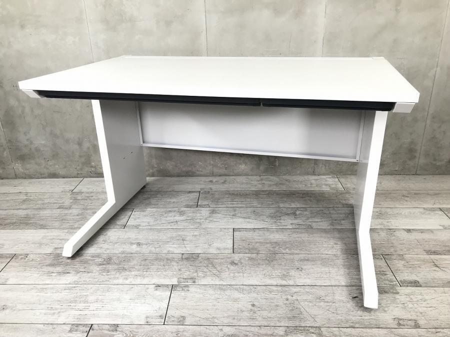 【横幅1100】定番オフィスデスク！イトーキ/CZR/ホワイト
オフィスの執務室や事務所におすすめ！
                        CZRデスク
                                    中古
            