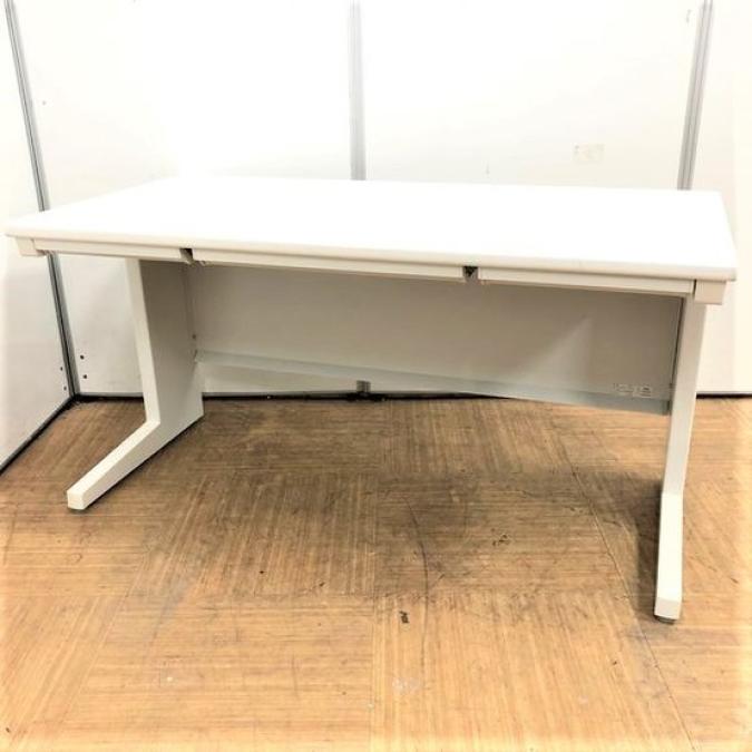 【1台入荷】イナバの平デスクが入荷しました！起業等まとめて購入にオススメ！中古　オフィスデスク　事務机  オフィス テレワーク　コロナ対策　平机　W1400　レイアウト変更　ホワイト【在庫入替品】
                        VDN デスク
                                    中古
            