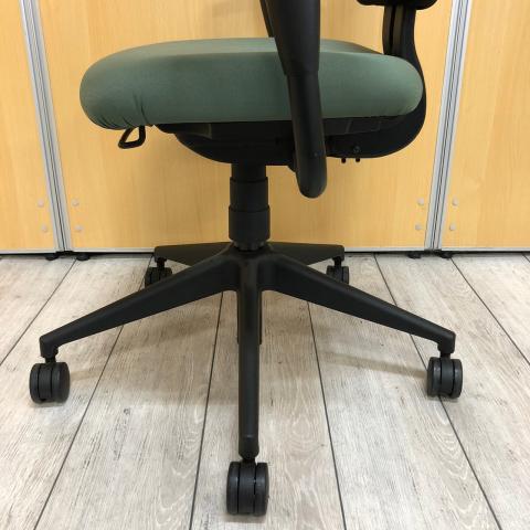 【中古】LetsB　レッツB Steelcase/スチールケース 肘付ハイバックチェア 410393