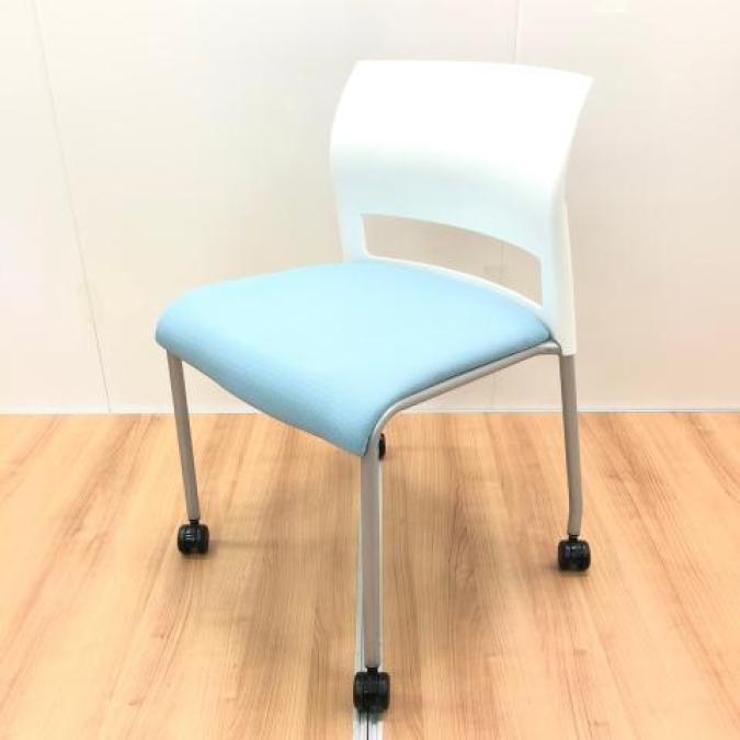 【おつとめ品】キャスター付きで移動ラクラク！打ち合わせスペースや休憩スペースに！スチールケース製【サステナビリティ】
                        その他シリーズ
                                    中古
            