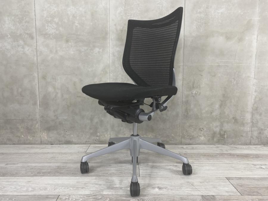 【肘無仕様故のコンパクト】長時間使用かつ座っての移動が多い方に！オカムラ製　バロンチェア
                        バロンチェア
                                    中古
            