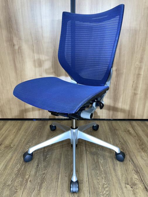 【限定6脚！座面メッシュは希少です！！】オカムラ　バロンチェア　ブルー　メッシュ　通気性　肘無し　ローバック　
                        バロンチェア
                                    中古
            