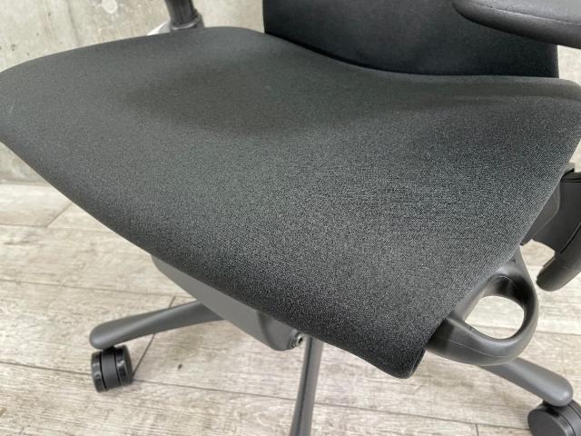 新古品】エンボディチェア Herman Miller/ハーマンミラー 肘付