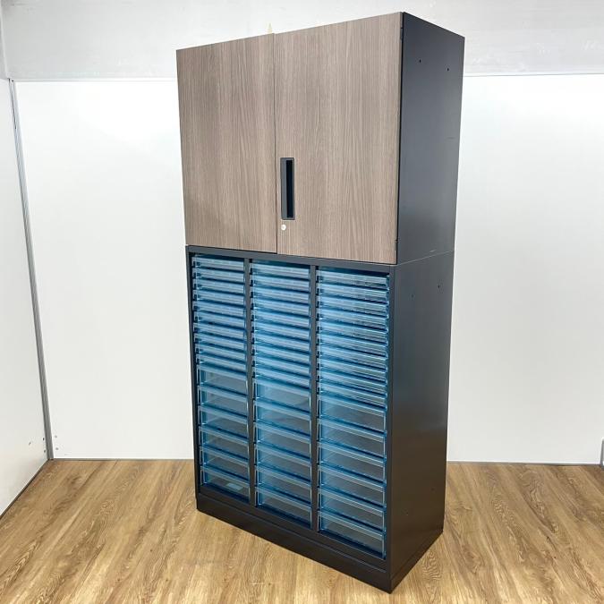 【レア】【現品限り】コクヨ製　エディアシリーズ　両開き書庫＋クリスタルトレイ　書庫セット！！※現物画像※
                        エディア
                                    中古
            