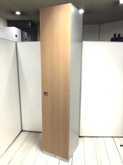 オカムラ レクトライン 片開き書庫 収納庫 スペースの有効活用に！
                        レクトライン
                                    中古
            