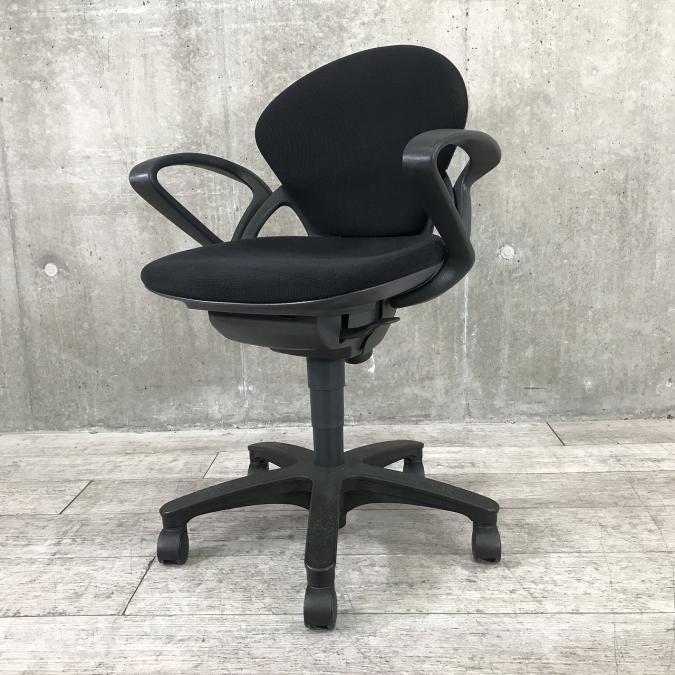 【コスパ最強チェア】イトーキ/プレーゴ/ブラック
まとめてお探しの方にお勧め！
                        プレーゴチェア
                                    中古
            