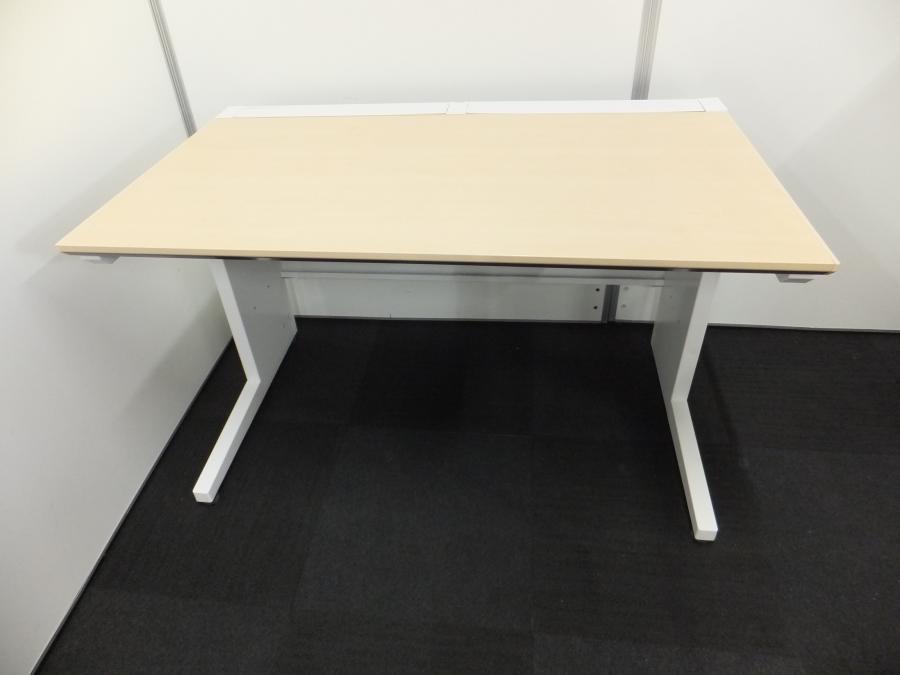 【在庫入替のためお安く！】■コクヨ　アイエスシリーズ　平デスク　W1200×D700mm【天板木目】【引出し無】A00833588
                        iSシリーズ
                                    中古
            