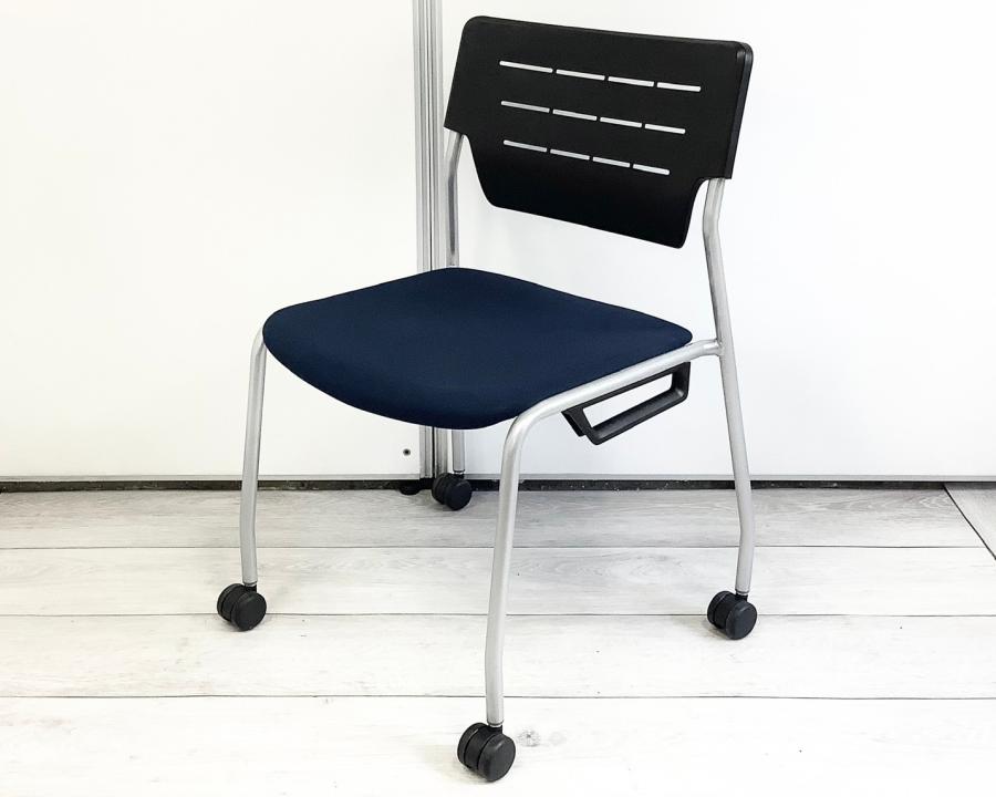 人気／定番／ミーティングチェア　◆ITOKI／イトーキ　◆Eleck SC／エレック エスシー ※横浜本店撮影画像※
                        エレック
                                    中古
            