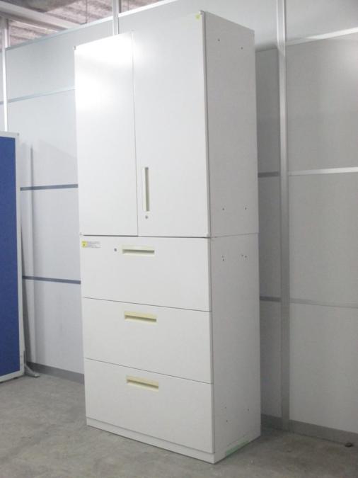 【在庫入替セール（本在庫限定価格）】【日焼け有】【定価約14万円！！両開き書庫と３段ラテラル書庫のセット商品の入荷です！！超人気のホワイトカラー！！取っ手がポイントの使いやすさ！！】■内田洋行■HS
                        HSシリーズ
                                    中古
            