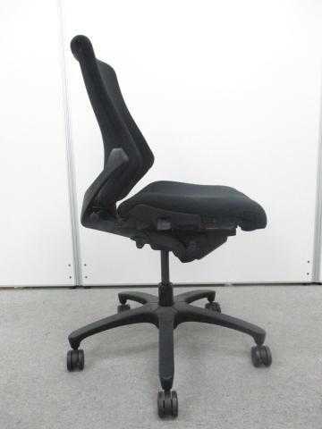中古】エフクロス イトーキ/ITOKI 肘無ローバックチェア 413324 中古】エフクロス イトーキ/ITOKI 肘無ローバックチェア 413324