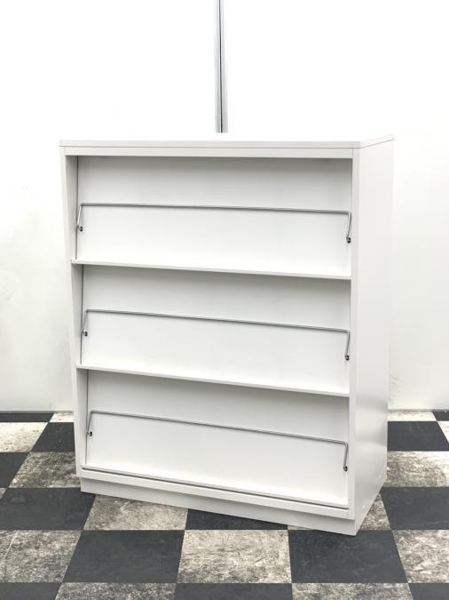 【1台限定】【レア商品】イトーキ製　シンラインシリーズ　雑誌架　■定番ホワイト色
                        シンライン
                                    中古
            