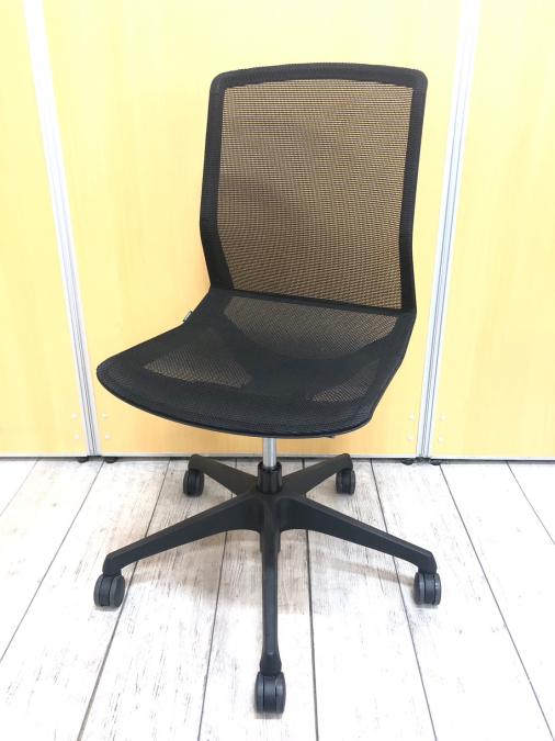 【オカムラ製のメッシュチェアが入荷】オカムラ　シナーラチェア　中古　高級チェア　ブラック　肘無　ローバック　在宅　テレワーク　メッシュ　
                        その他シリーズ
                                    中古
            