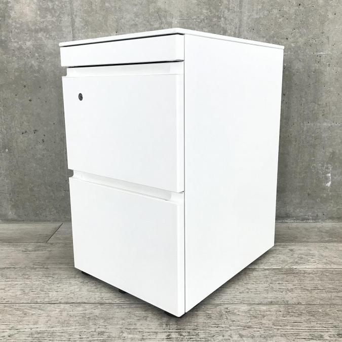 【奥行500㎜のスリムサイズ】コクヨ（KOKUYO）GXワゴン　■色：ホワイト【デスク下収納】　
                        GXワゴン
                                    中古
            