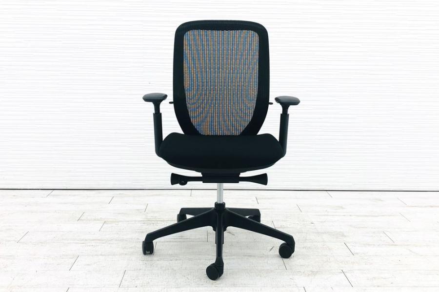 【包み込まれるような優しい座り心地！】■オカムラ製　シルフィーチェア　可動肘付　ブラック【OI】【倉庫在庫】【キャンペーン対象外】
                        シルフィー
                                    中古
            